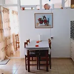 Vangelos Apartment